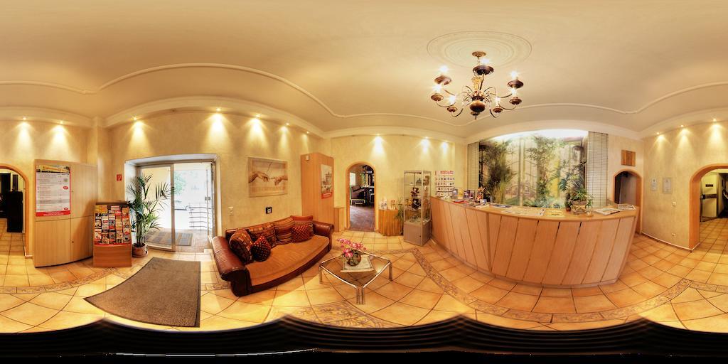 Hotel Majestic Berlin Bagian luar foto
